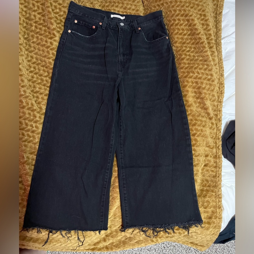 Dark denim jeans with ribcage waist and wide leg